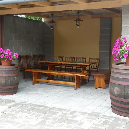 Penzion A Restaurace Na Záložně Kobylí